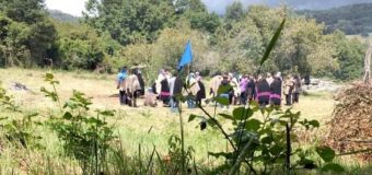 Conflicto «Tres Esteros»: Comunidad ingresó al loteo en Los Tallos y realizó ceremonia mapuche