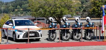 Municipalidad de Panguipulli presenta 4 motos y un auto sedán para fortalecer Seguridad Ciudadana comunal